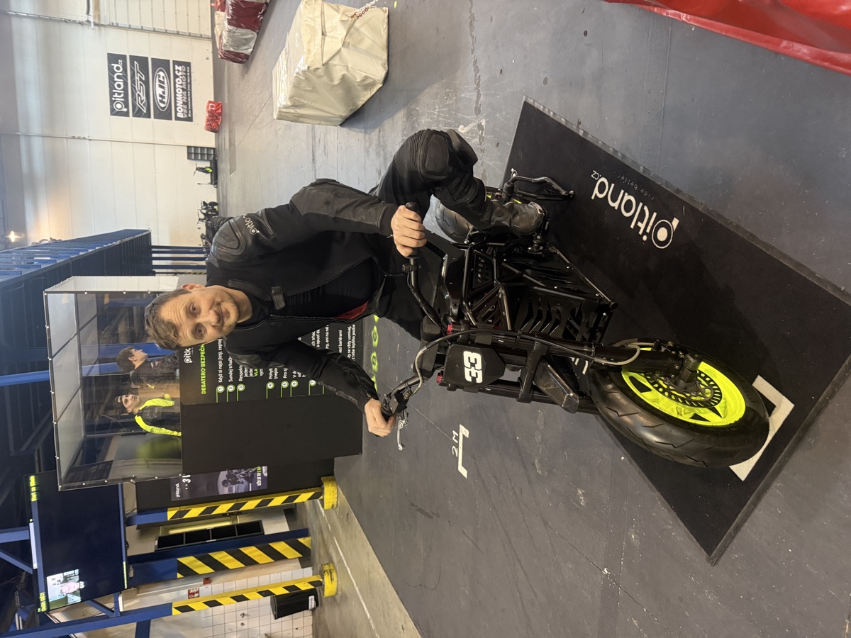 ePit elektrický pitbike